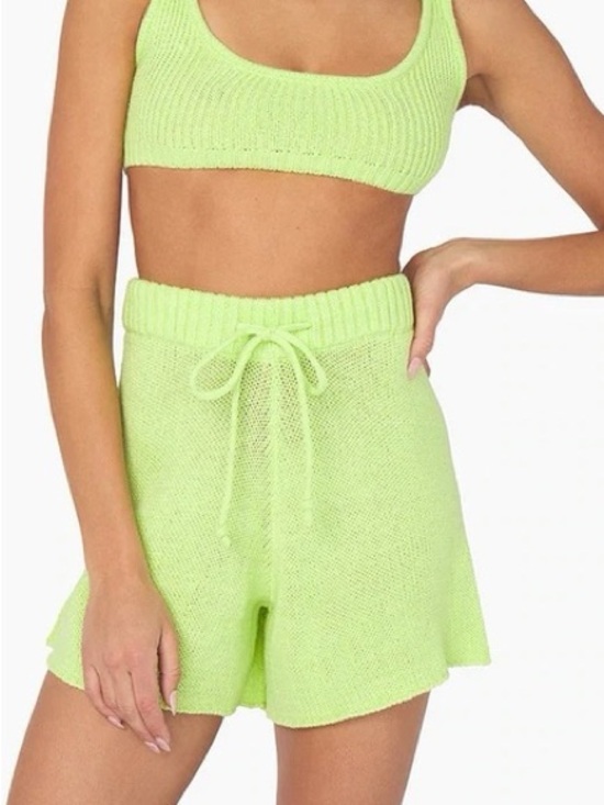 WeWoreWhat Pants - WEWOREWHAT pull on sweater short